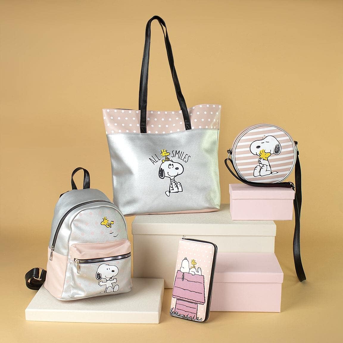 SNOOPY - Faux Leather Handbag 18x18x5cm