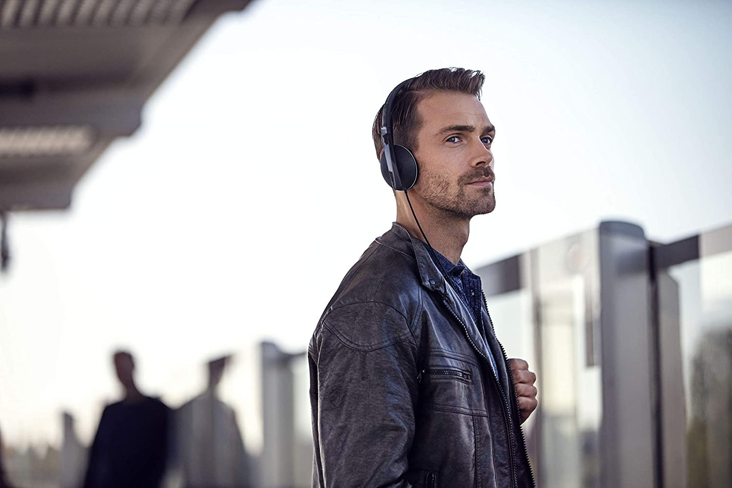 EPOS | Sennheiser Adapt 135 II (1000907) - Wired, Single-Sided Headset with 3.5mm Jack for Mobile Devices - Superior Sound - Enhanced Comfort - Noise Limiter Switch - Black