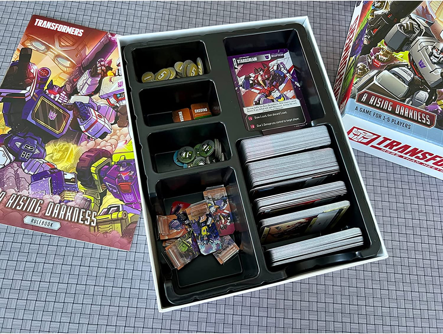 Renegade Game Studios Transformers Deck Building Game: A Rising Darkness Expansion - Expansión independiente, a partir de 14 años, 1-5 jugadores, 45-90 minutos