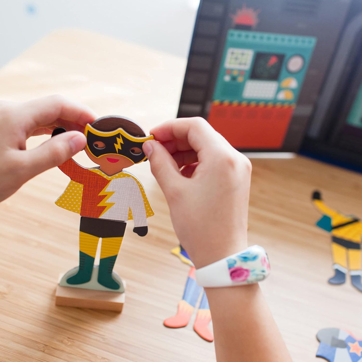 Petit Collage | Magnetic Game | Dress-Up Figure Super Hero Superheroes
