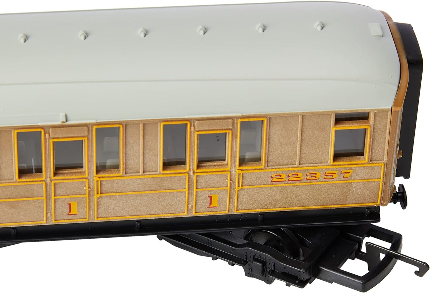 Hornby RailRoad LNER, Composite Coach - Era 3