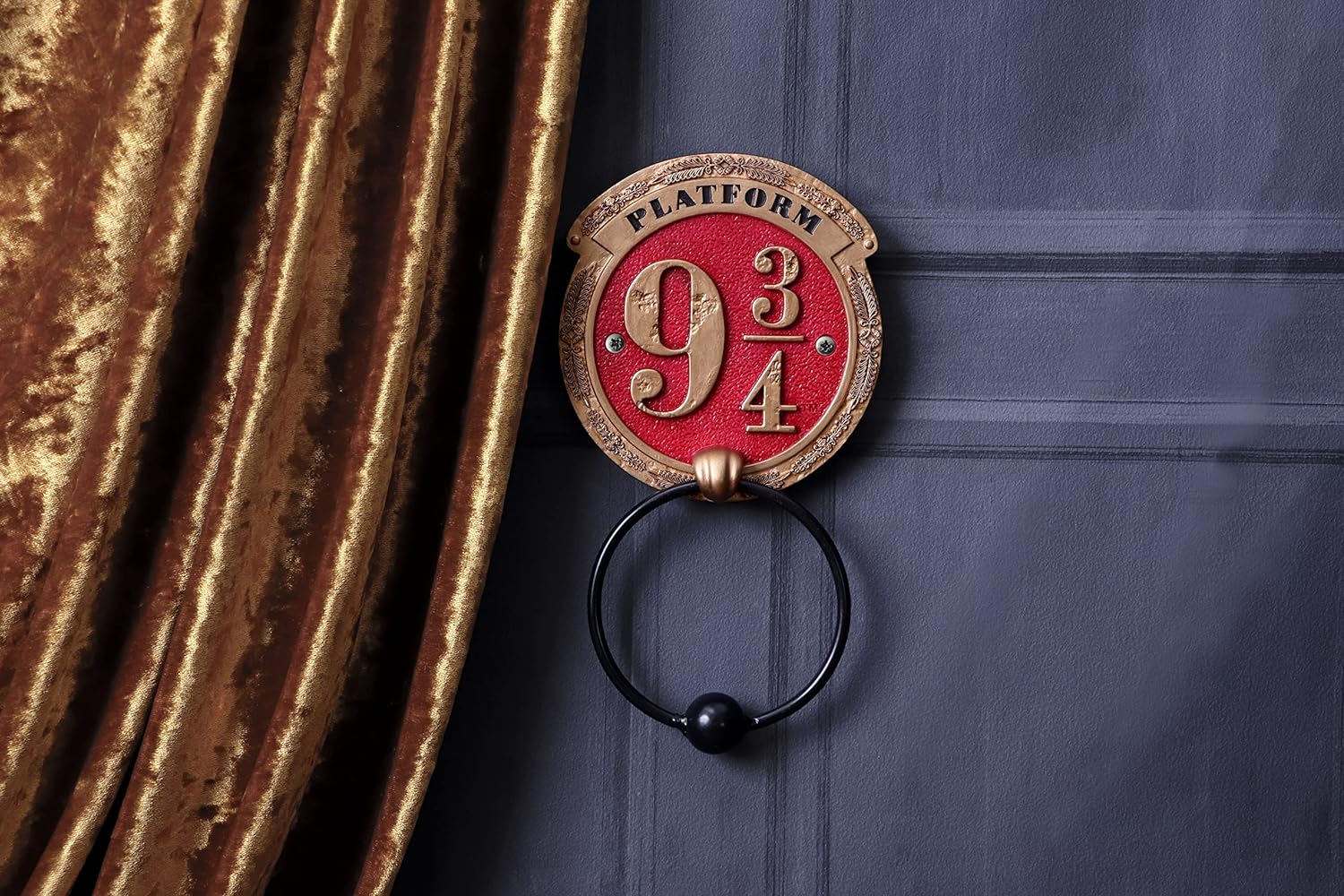 Nemesis Now Officially Licensed Harry Potter Platform 9 3/4 Door Knocker 21.5cm, Red