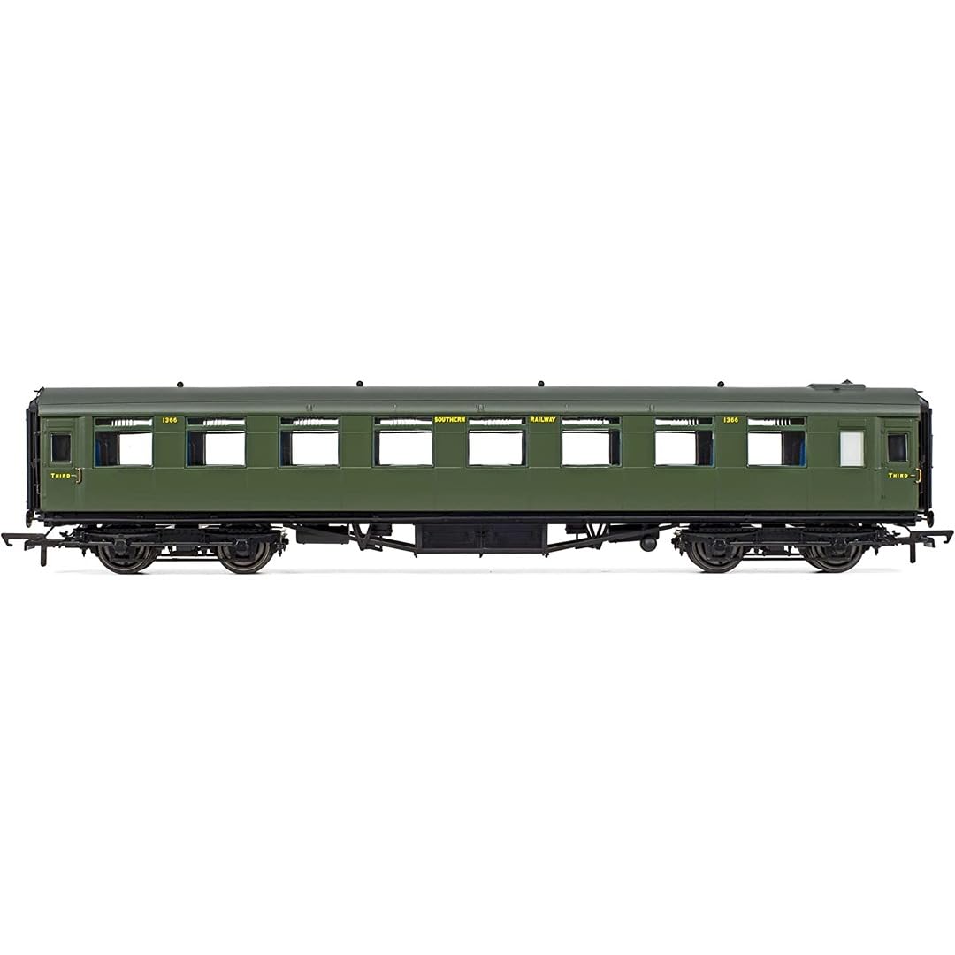 Hornby SR, Maunsell Third Class Dining Saloon, 1366 - Era 3