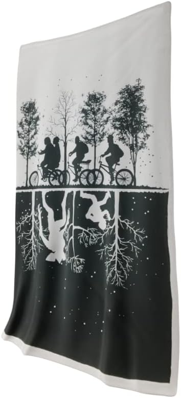 Nemesis Now Stranger Things Throw, Black & White, 100 * 150cm