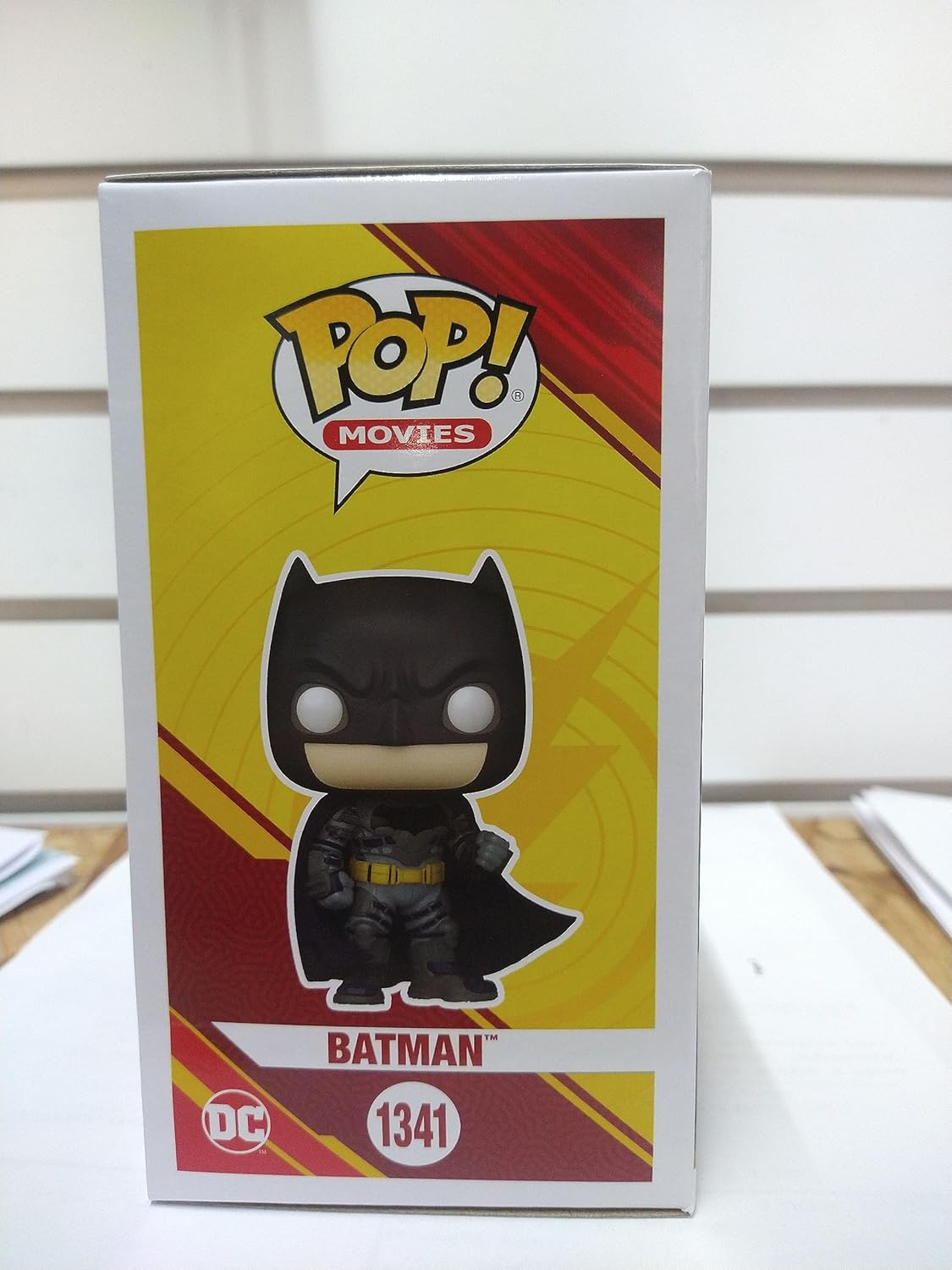 Funko POP! Movies: DC - the Flash - Batman - (Affleck) - DC Comics - Collectable Vinyl Figure - Gift Idea - Official Merchandise - Toys for Kids & Adults - Comic Books Fans