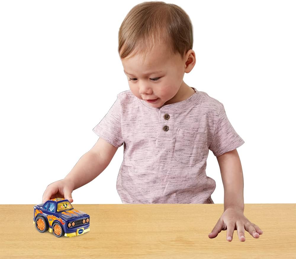 VTech - VTech Toet Auto's Rood Rico Racen Auto met Licht en Geluid Effecten - 1 Stuk