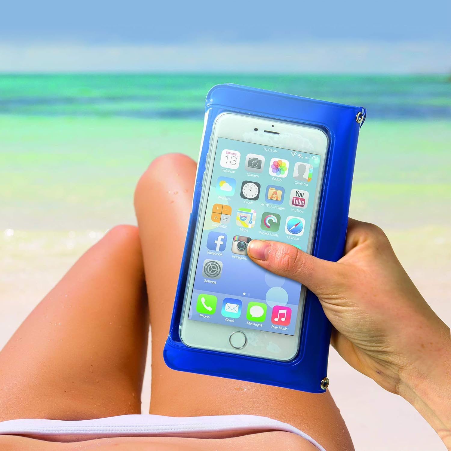Celly SPLASHWALLETBL Waterproof Cover for Smartphones Upto 5.7-Inch - Blue