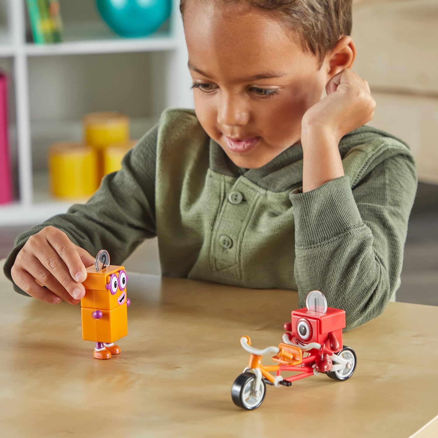 Learning Resources Avventura in Bicicletta con i Numberblocks Uno e Due, Giocattoli da Collezione Ufficiali, Include i Numberblocks Uno e Due, Bici a Tandem