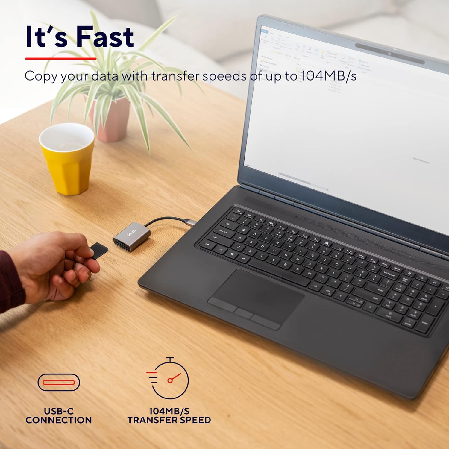 Trust Dalyx Fast USB Cardreader, Fast USB 3.2 Gen 1 with USB-C connector, 104 MB/s with compatible UHS-I cards, (micro) SD, SDHC and SDXC up to 2 TB, MacBook, PC, Laptop, Chromebook