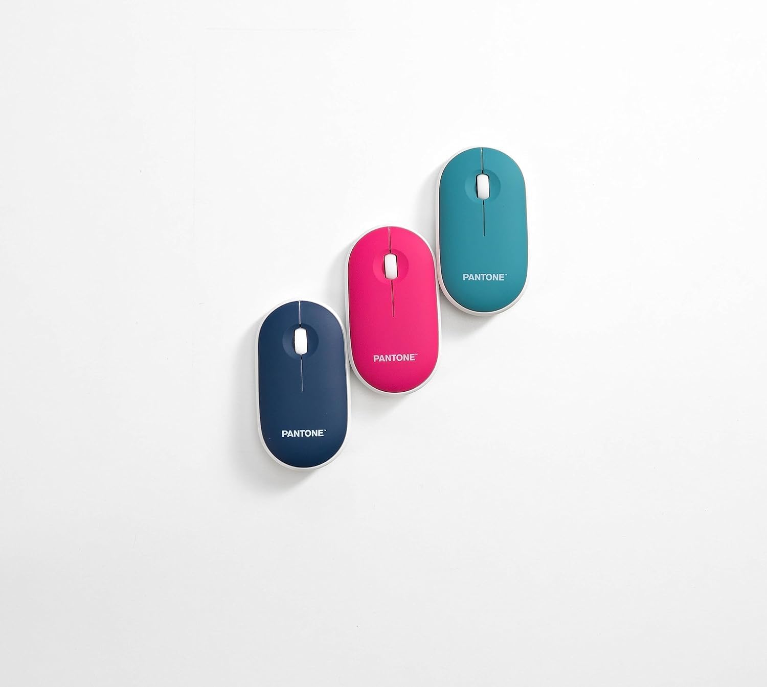 Celly, Mouse Con Dongle Linea Pantone, Mouse Wireless con Silent Click, Leggero e Sottile, DPI Regolabile, con Dongle Integrato, Compatibilità Universale, Peach Rose