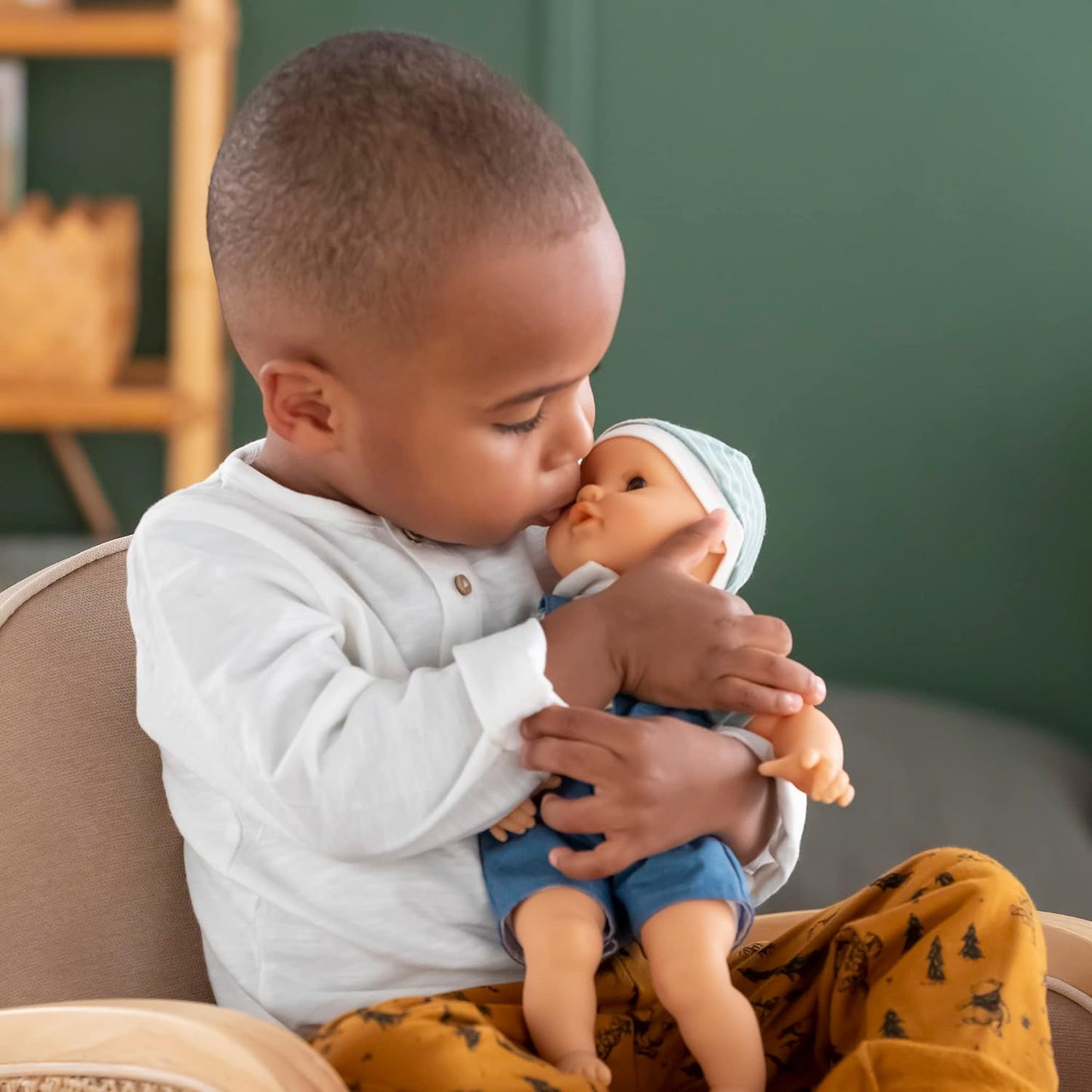 Corolle Mon Premier Poupon Calin Mael, Soft Body Doll with Sleeping Eyes, Hat and Clothing, Removable, Vanilla Fragrance, 30 cm, from 18 Months