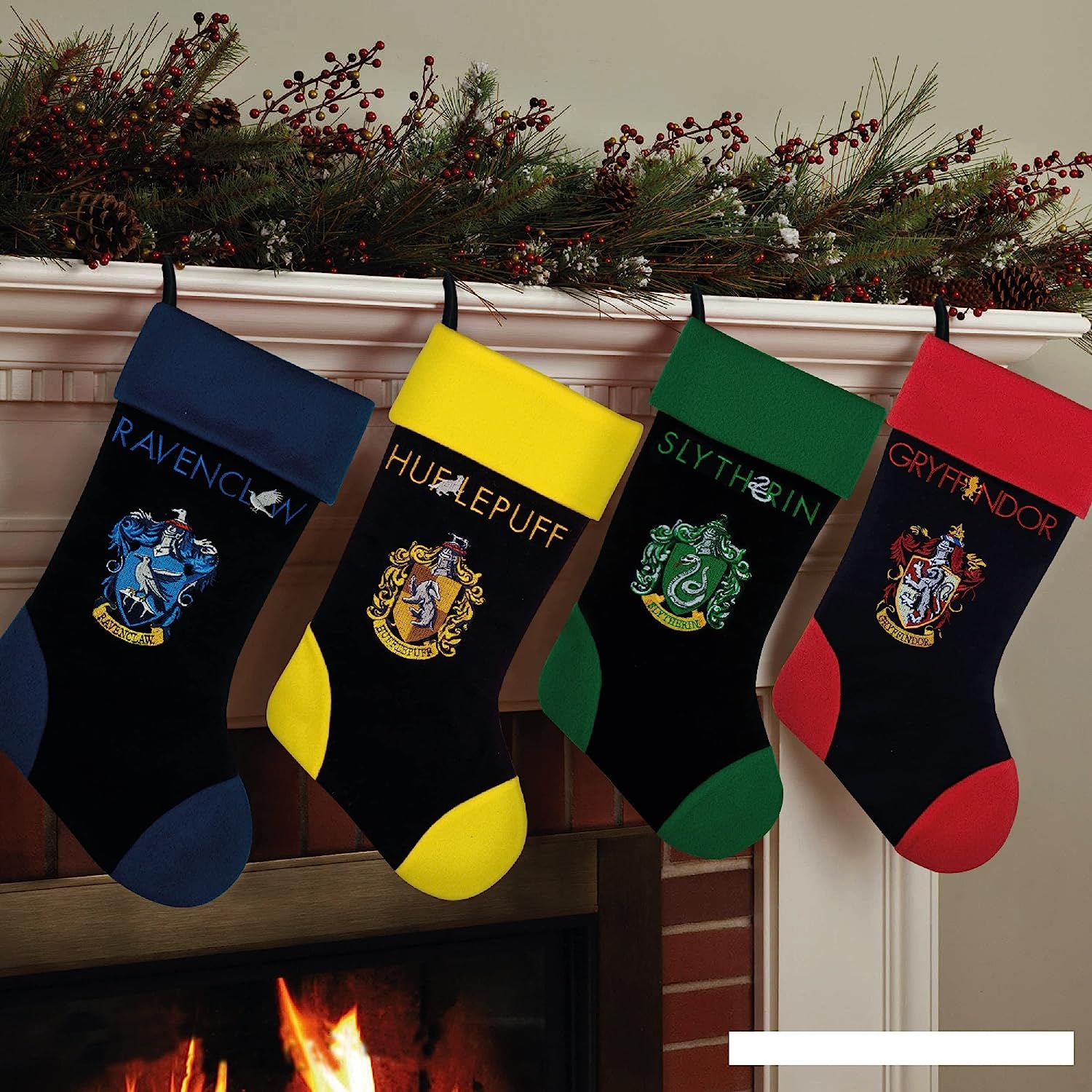 Cinereplicas - Harry Potter - Christmas Stocking - Officially Licensed - Decoration - 18inches