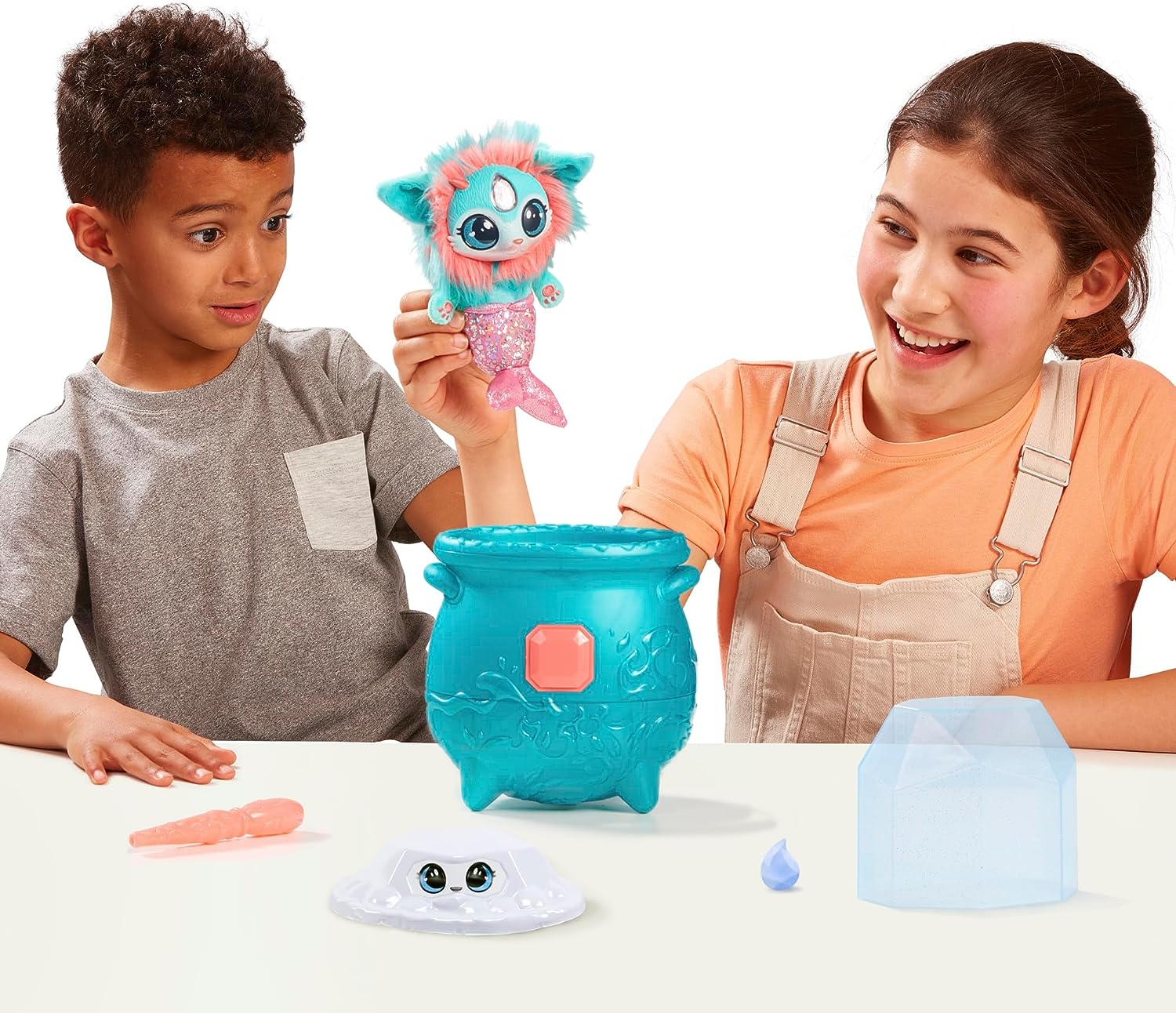 Magic Mixies Magical Gem Surprise Water Magic Cauldron - Reveal a Non-Electronic Mixie Plushie and Magic Ring with a pop up reveal from the Fizzing Cauldron,Multicolor,Medium