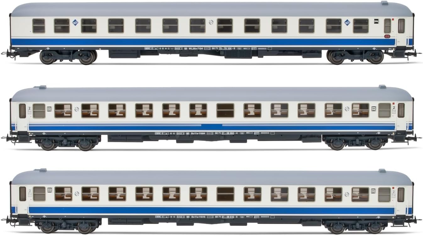 RENFE Set Estrella Picasso, 3-teilig, 2 x 11600-Liegewagen und 1 x 7100-Schlafwagen, Lackierung Largo Recorrido, Periode V
