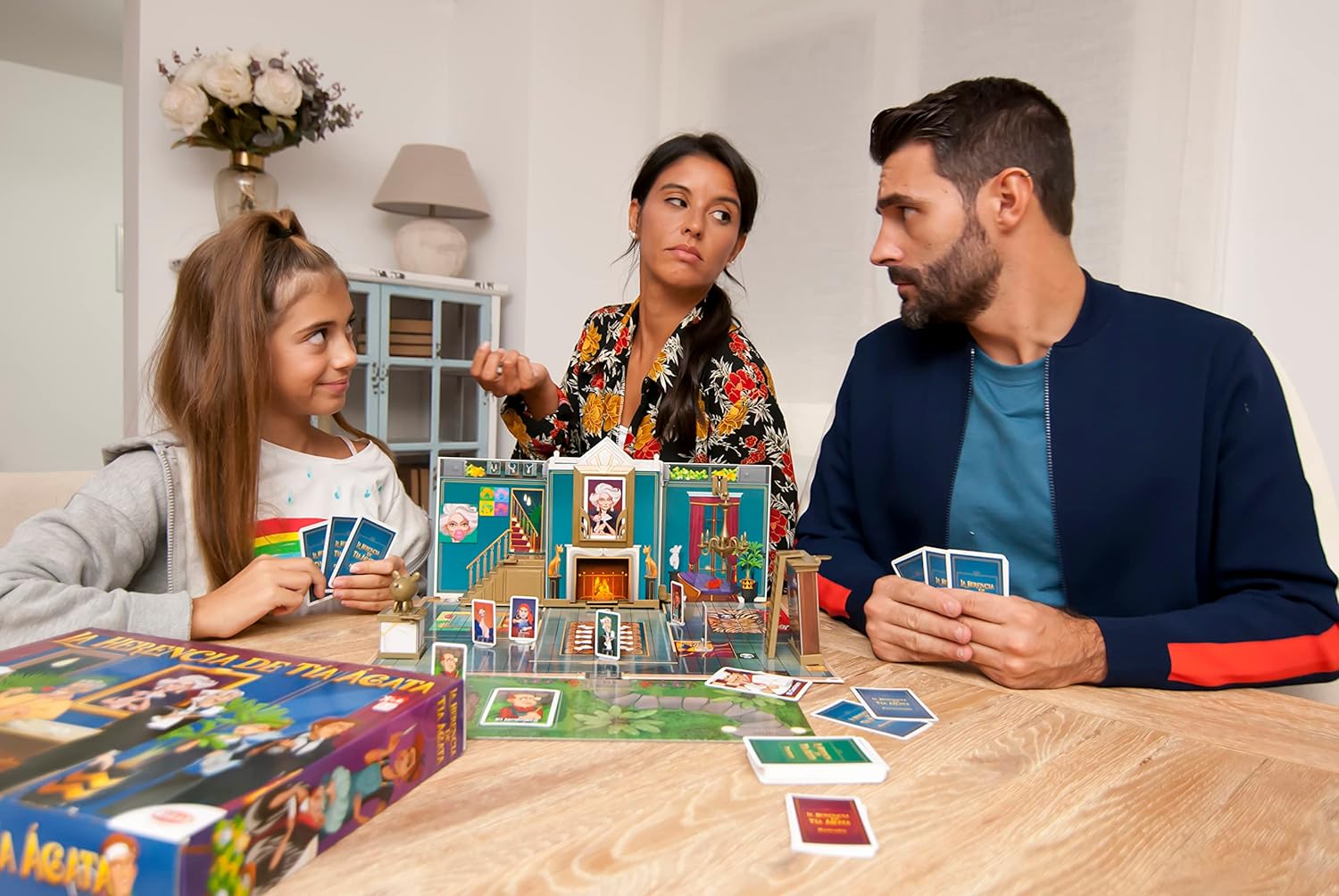 Bizak Play Aunt Agate Heritage, Use All Your Wits and Choose The Best Strategy to Eliminate Opponents in a Mansion Full of Traps for The Whole Family (62855053
