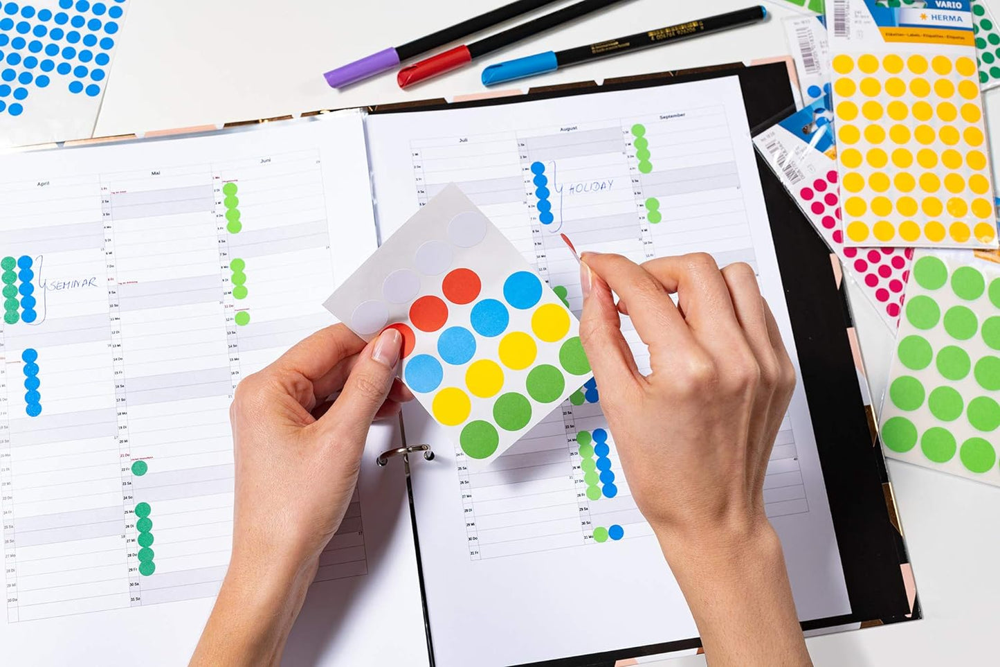 HERMA 2210 Multi-purpose labels/colour dots Ø 8 mm round white paper matt hand inscription 5632 pcs.