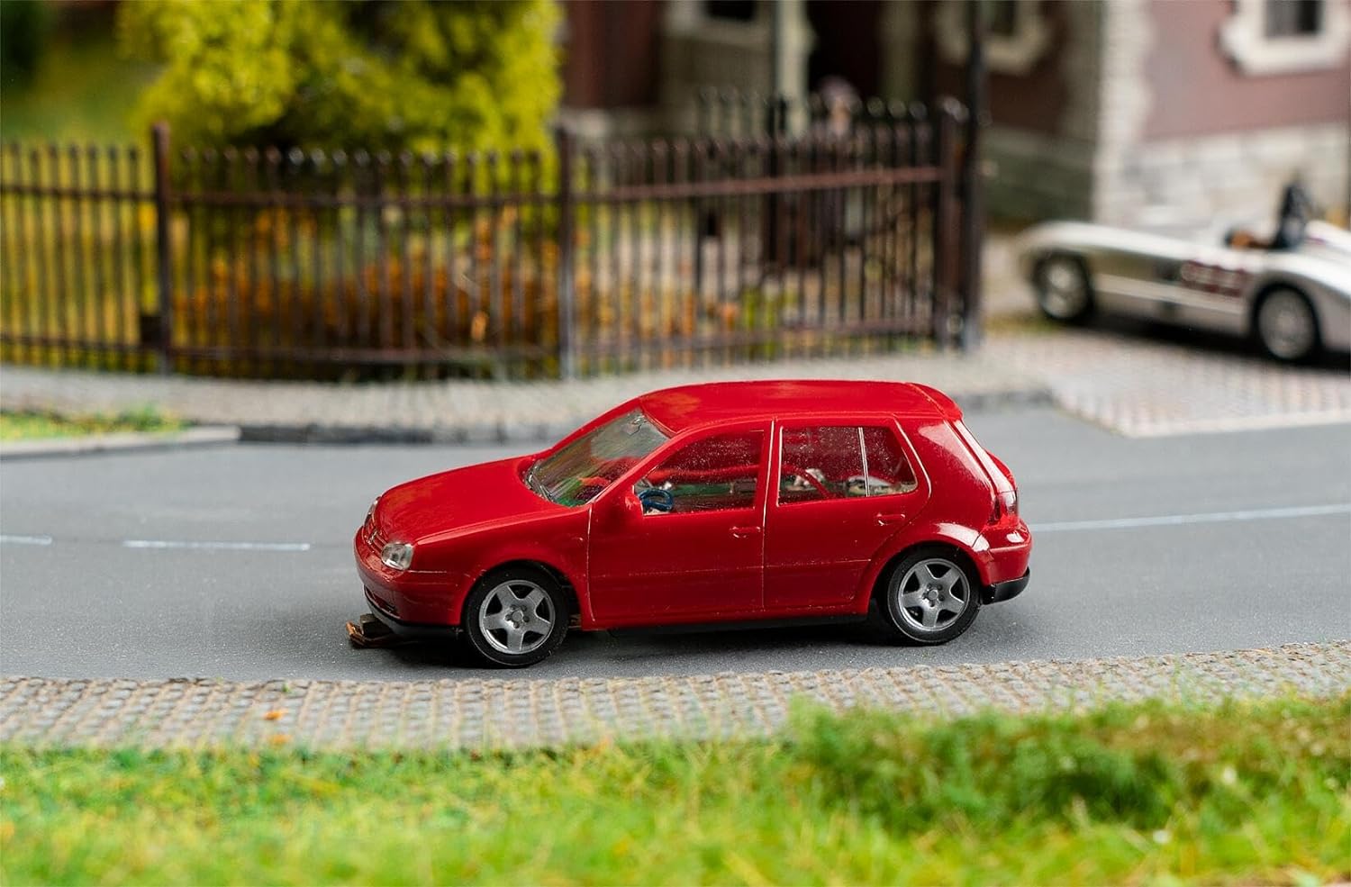 Faller - 1/87 VW GOLF IV (HERPA) (7/23) *