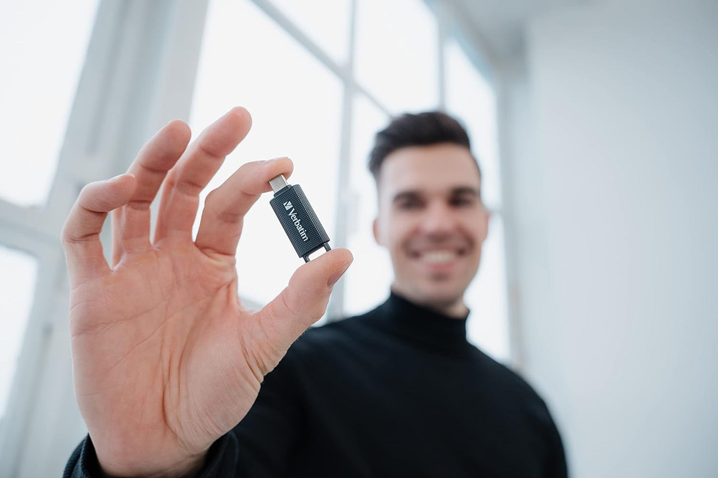 Verbatim USB Drive 3.2 Gen 1 128 GB Retractable
