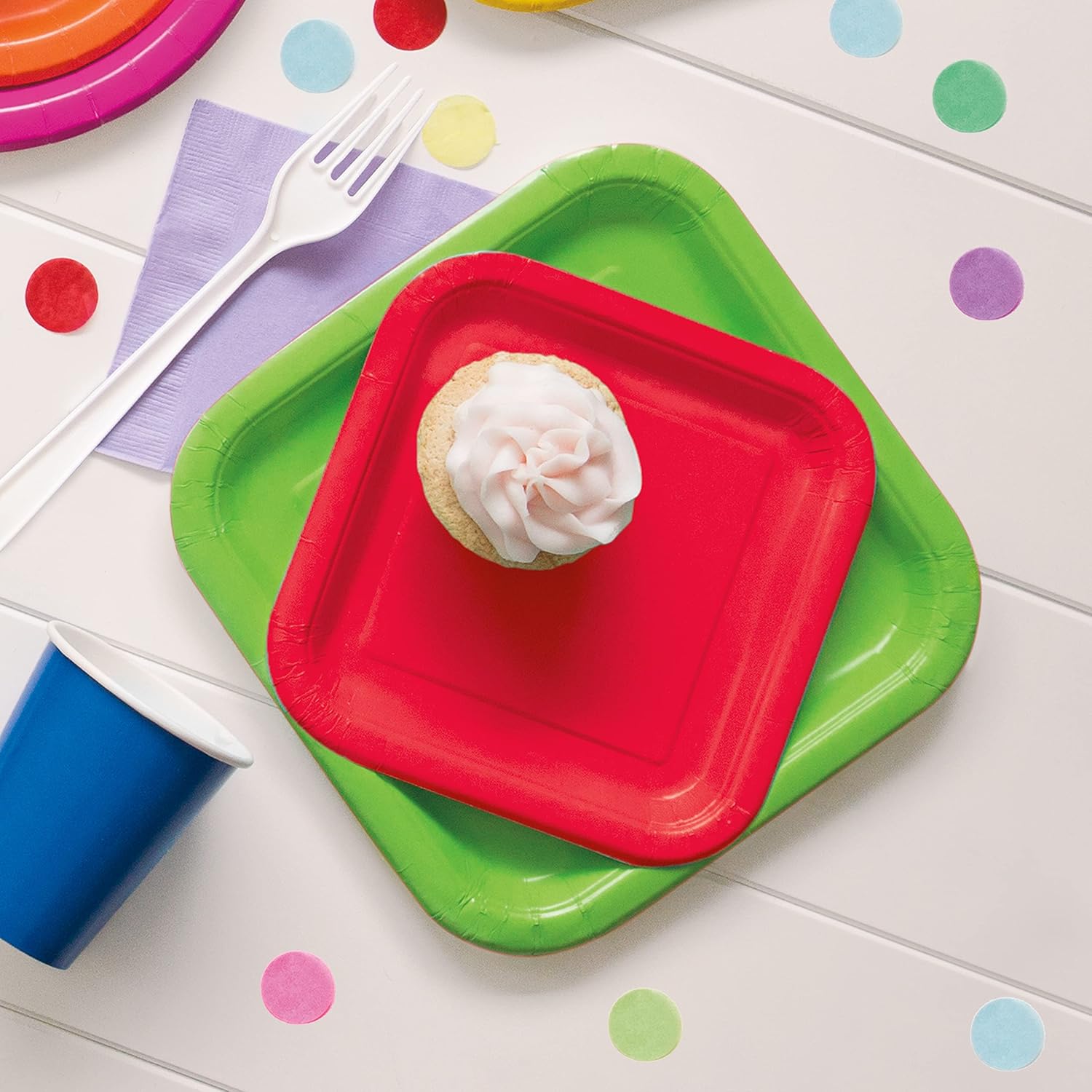 Unique Party: 16 Ruby Red 7In Square Plates Sup. Piatto Carta Quadrato 18 Cm Rosso