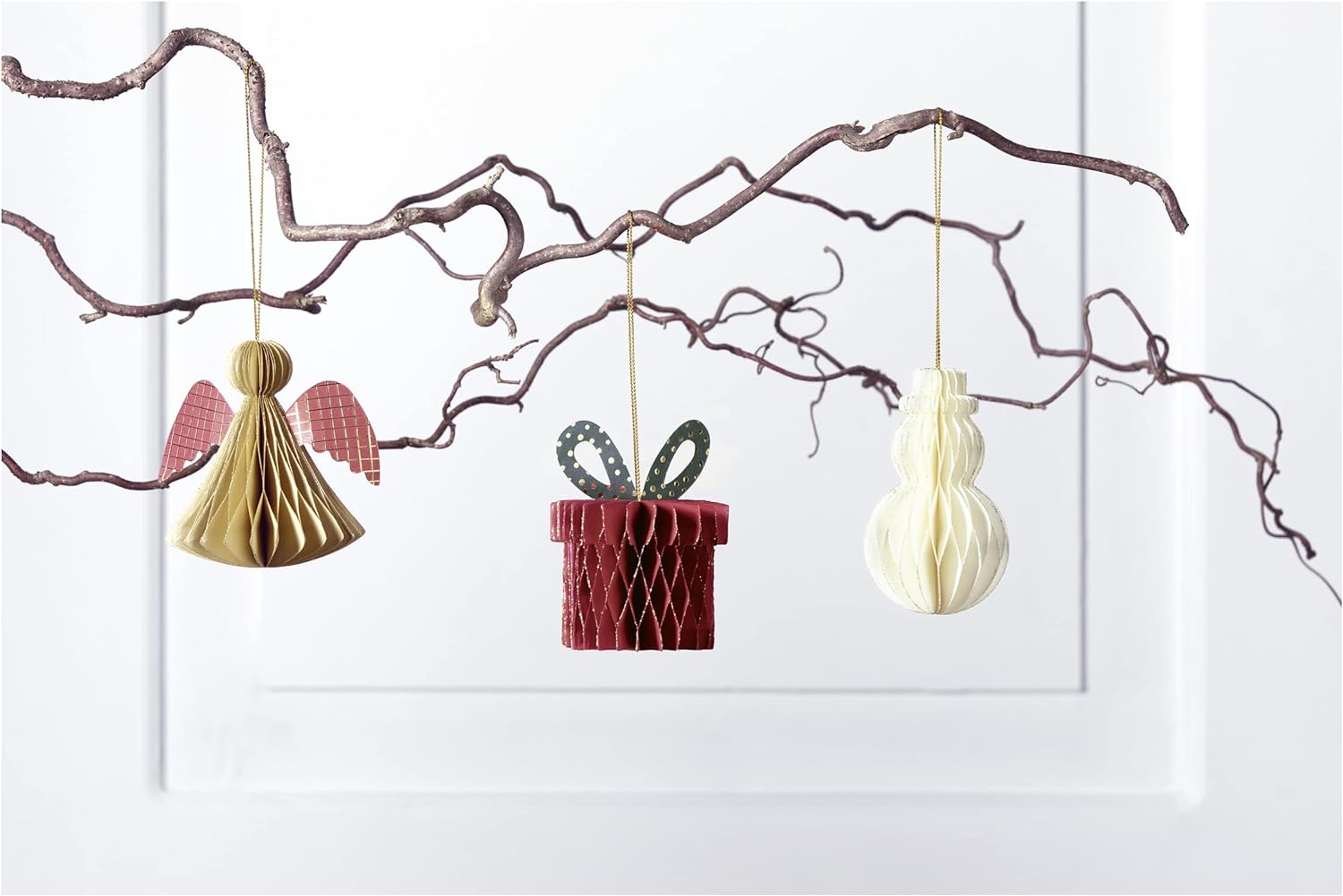 folia 49231 Christmas Honeycomb Decoration Set of 3 Foldable Christmas Decorations for Indoor Use White / Red / Beige / Small