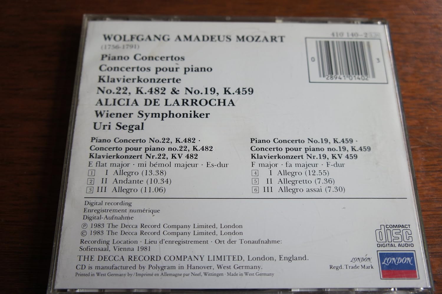 Mozart:Piano Concertos no.19 & 22 /Larrocha