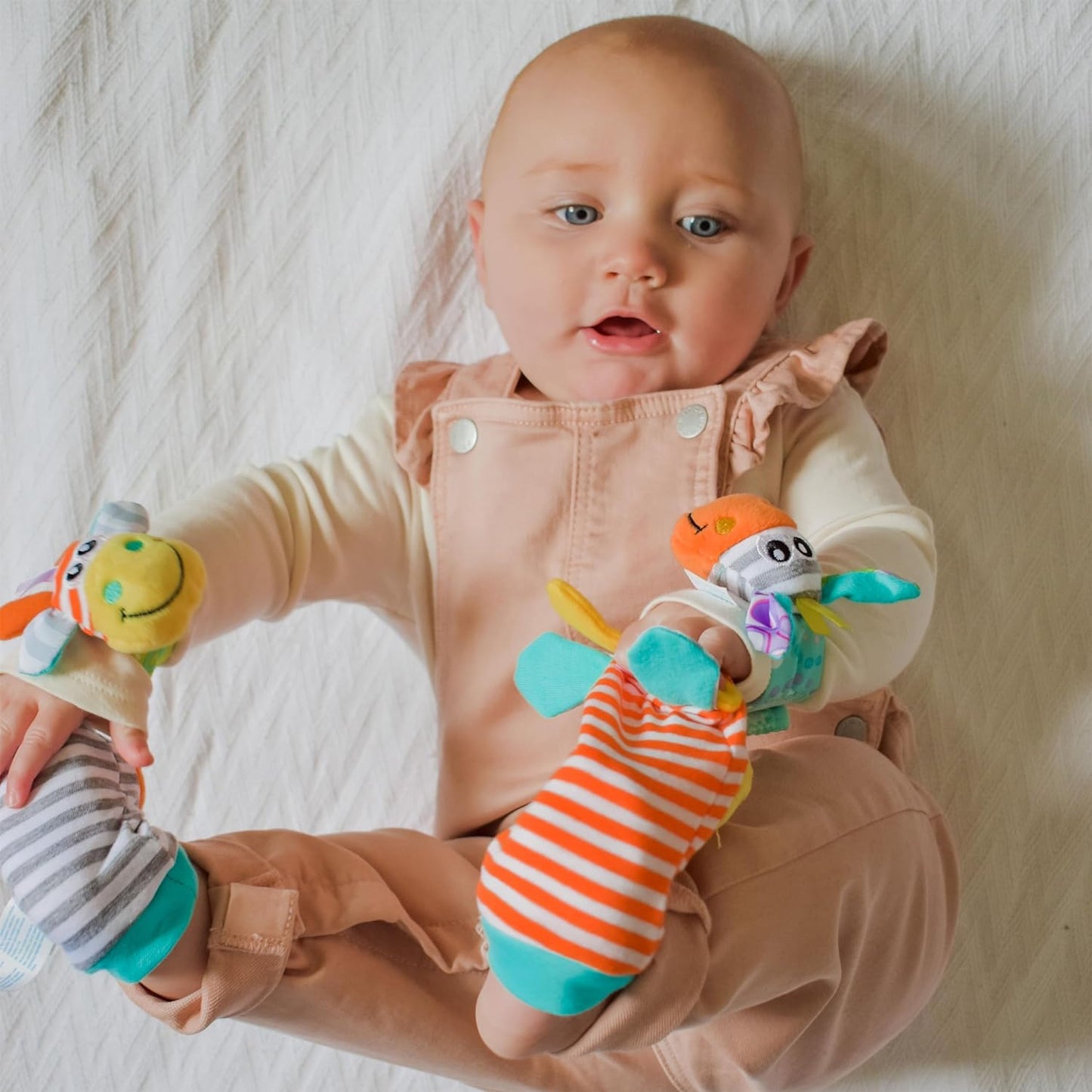 Playgro Wrist Rattle and Foot Finder Set - Captivating Developmental Toys for Babies 0-12 Months with Charming Jungle Companions - Baby's First Rattle Socks & Hand Entertainment