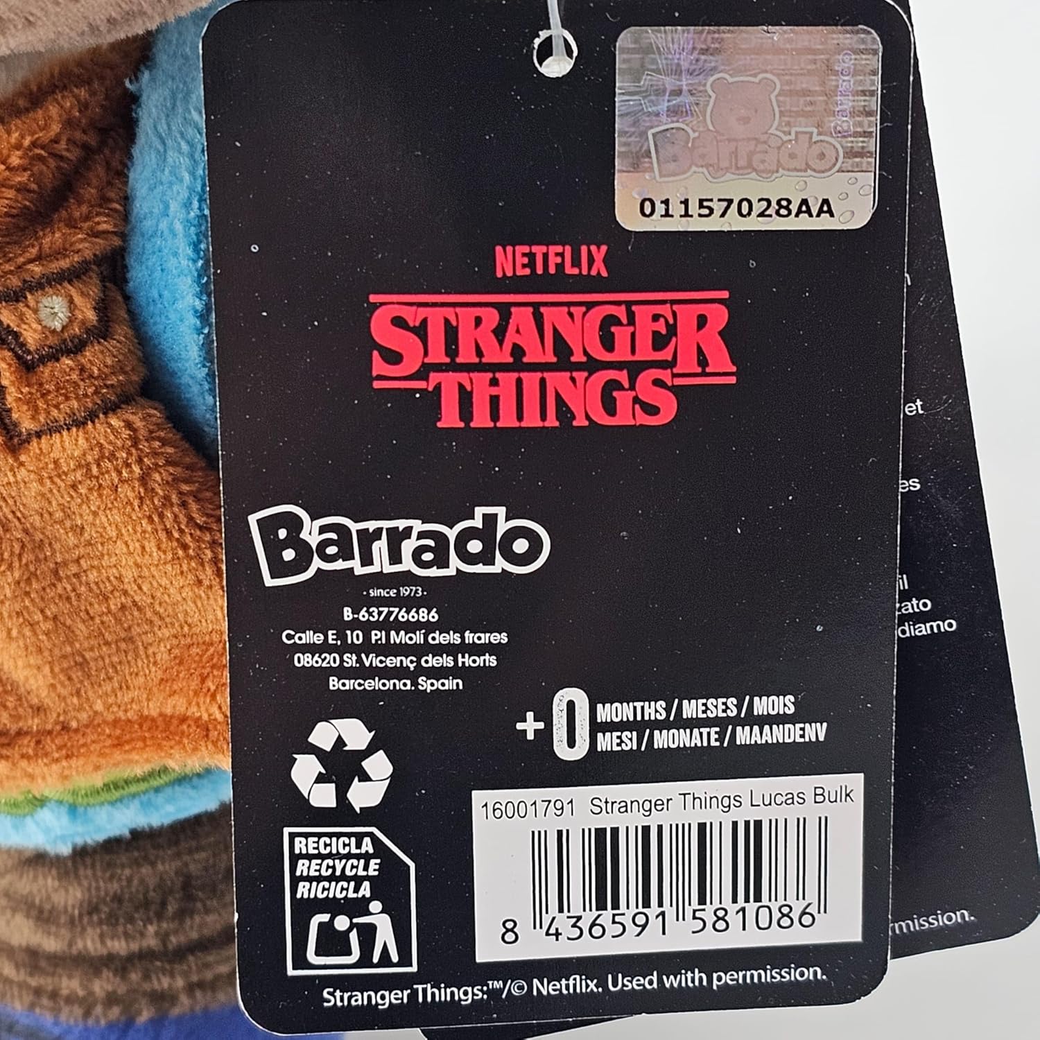 BARRADO Stranger Things - Soft Toy of the Characters of Stranger Things - 28cm, 11'02" - Eleven, Will, Mike, Dustin, Lucas, Demogorgon - Super Soft Quality (Lucas)