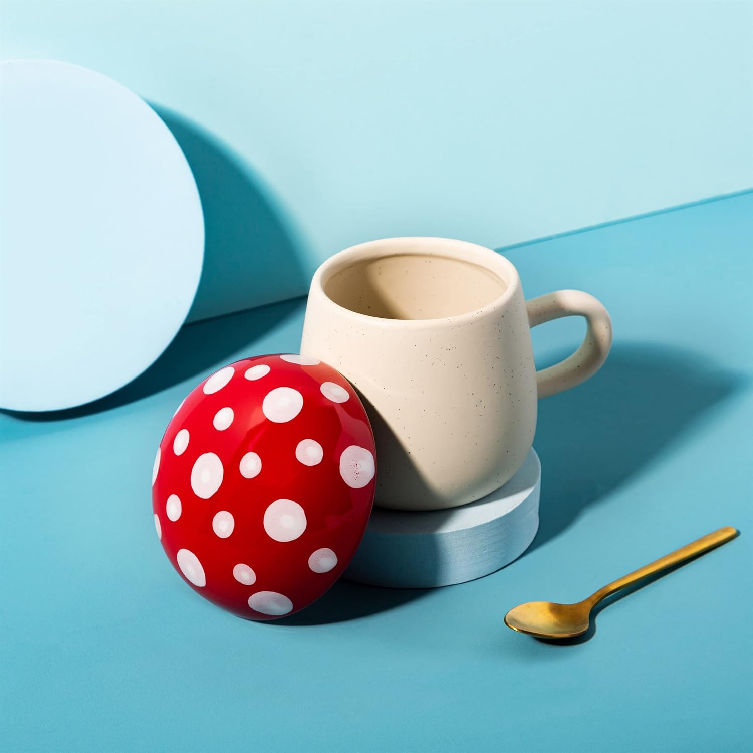 Sass & Belle Red Mushroom Mug with Lid