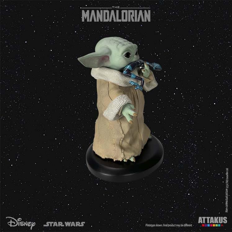 Star Wars: The Mandalorian Classic Collection statuette 1/5 Grogu Eating Frog 10 cm