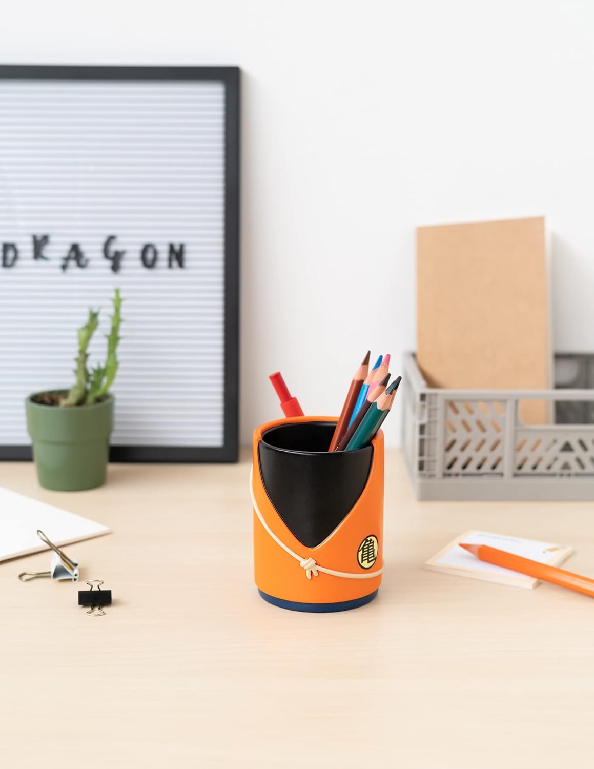 Grupo Erik Official Dragon Ball Pen Holder With Power Pole (Nyoibō) Pen | Pen Holder For Desk With Pen | Dragon Ball Gifts | Dragon Ball Merchandise | Goku Gifts | Pen Pot | Pencil Pot