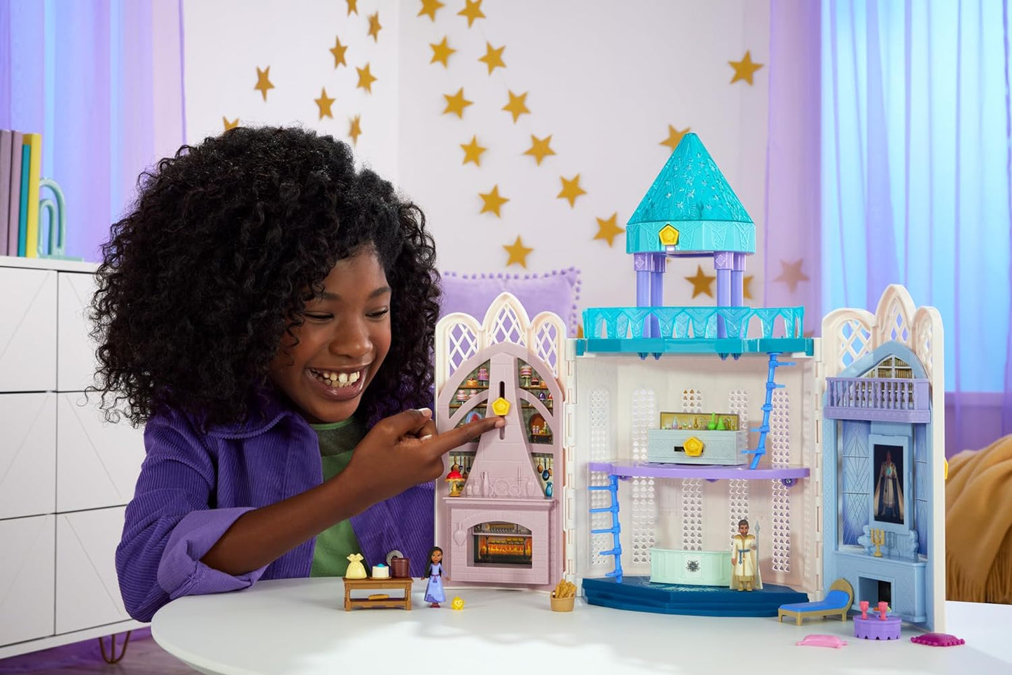 Mattel Disney Wish El Poder de los Deseos, Castillo Reino de Rosas Casa de muñecas con figuras y accesorios, inspirado en la película, juguete +3 años (HPX38