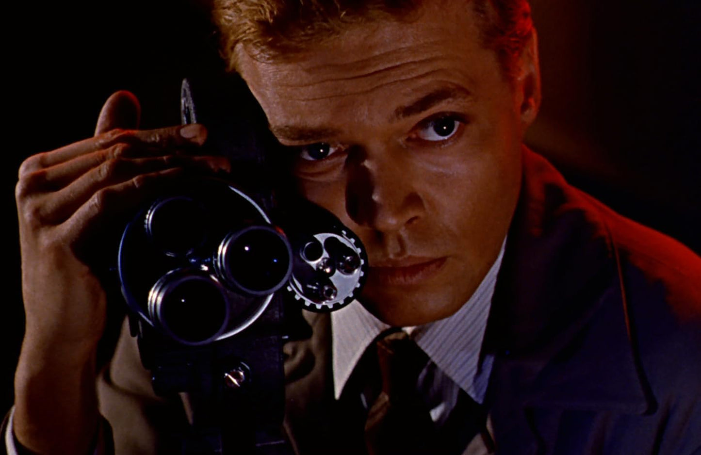 Peeping Tom (English audio. English subtitles)