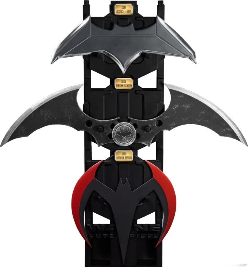 Ikon Design Studio Justice League Nachbildung 1/1 Batarang 20 cm