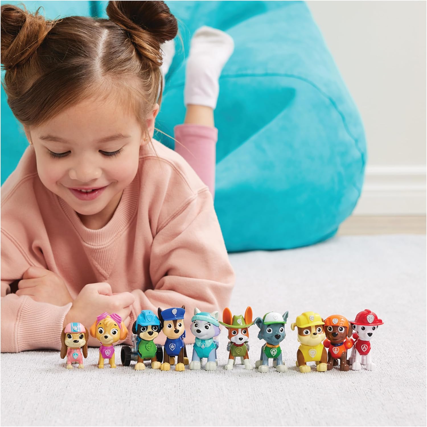 Paw Patrol, 10th Anniversary, All Paws On Deck Toy Figures Gift Pack with 10 Collectible Action Figures, Kids' Toys for Ages 3 and up