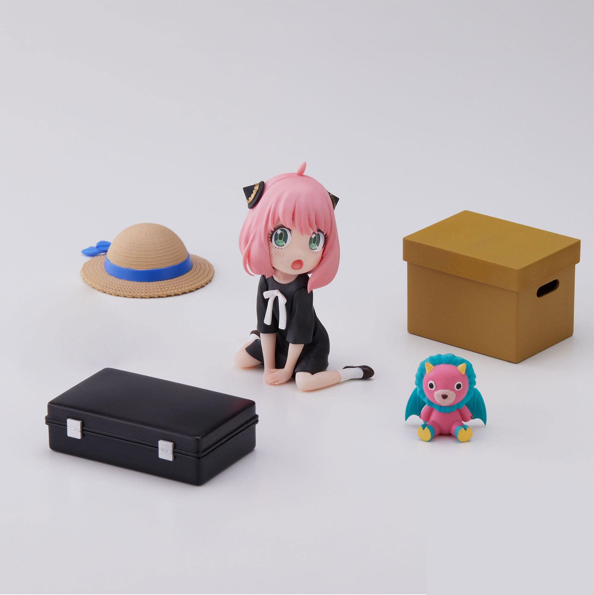 Spy X Family Luminasta Pvc Statue Anya Forger Pretend Play Ver. 2 8 Cm