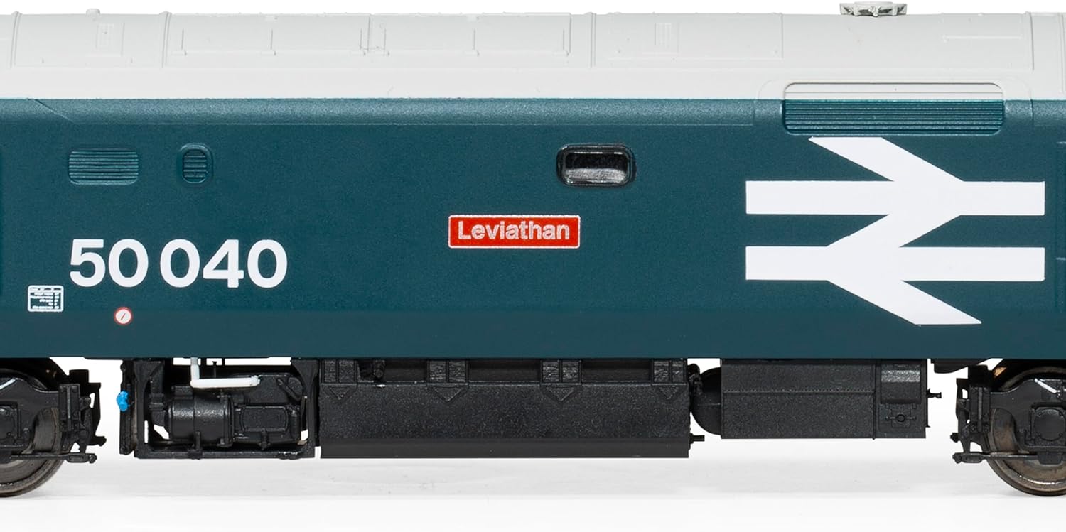 Hornby TT:120 TT3014M BR, Class 50, Co, 50040, Leviathan' -Era 7 Railway Locomotives, Blue