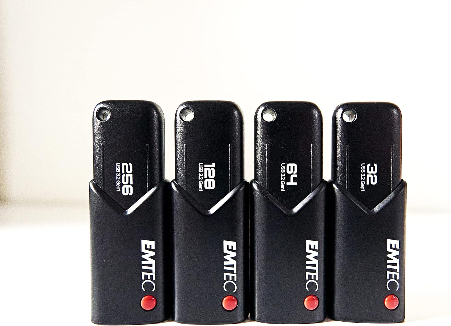 Emtec ECMMD220 Click Secure USB 3.0 Flash Drive 256 GB External Storage Read 100 Mb/S Write 20 Mb/S With AES260 Encryption Software Black 56GB12 3