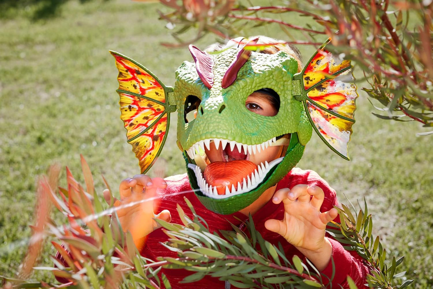 Mattel Jurassic World Dilophosaurus Role Play Mask with Venom Launchin Water Feature, Sound & Adjustable Frill, Dinosaur Costume Headgear Toy