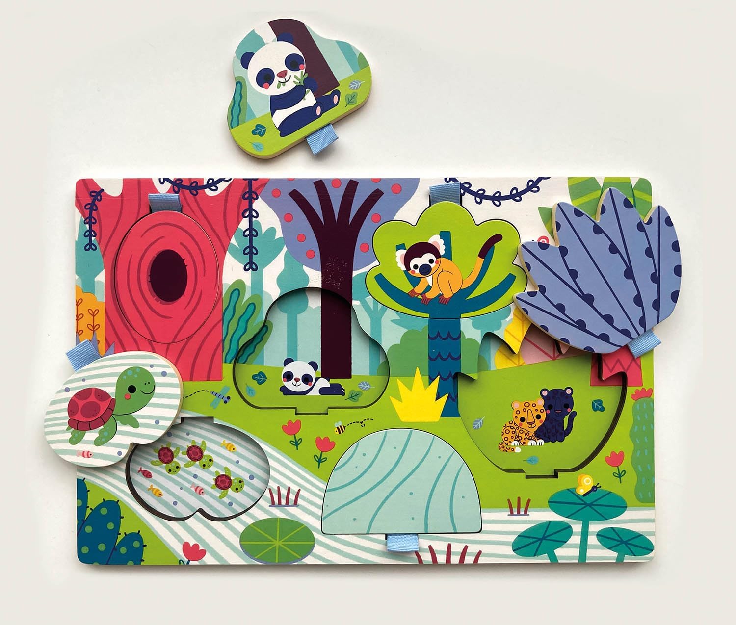 WOODEN PEEKABOO PUZZLE