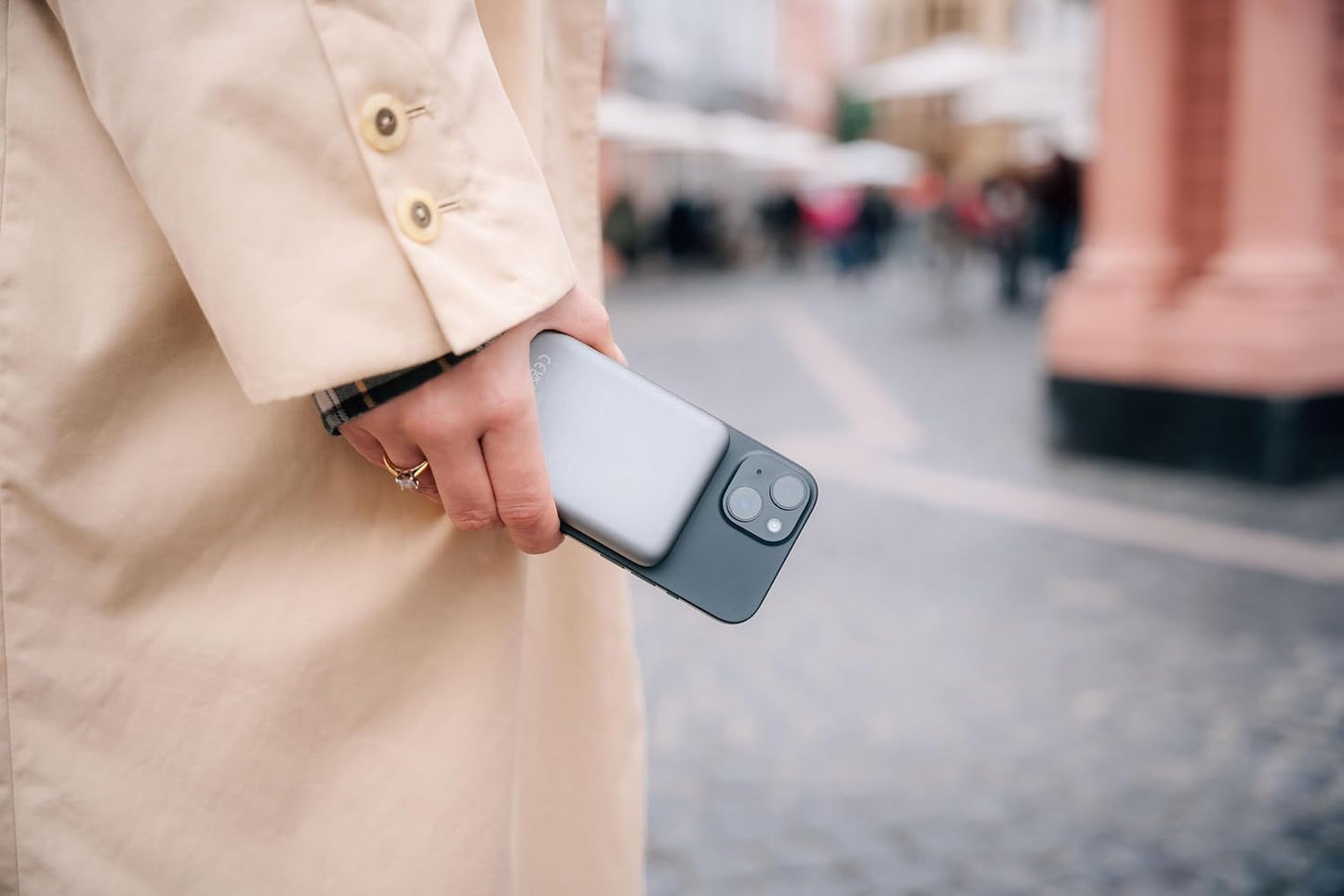 Charge 'n' Go Magnetic Wireless Power Bank 10000 Grey