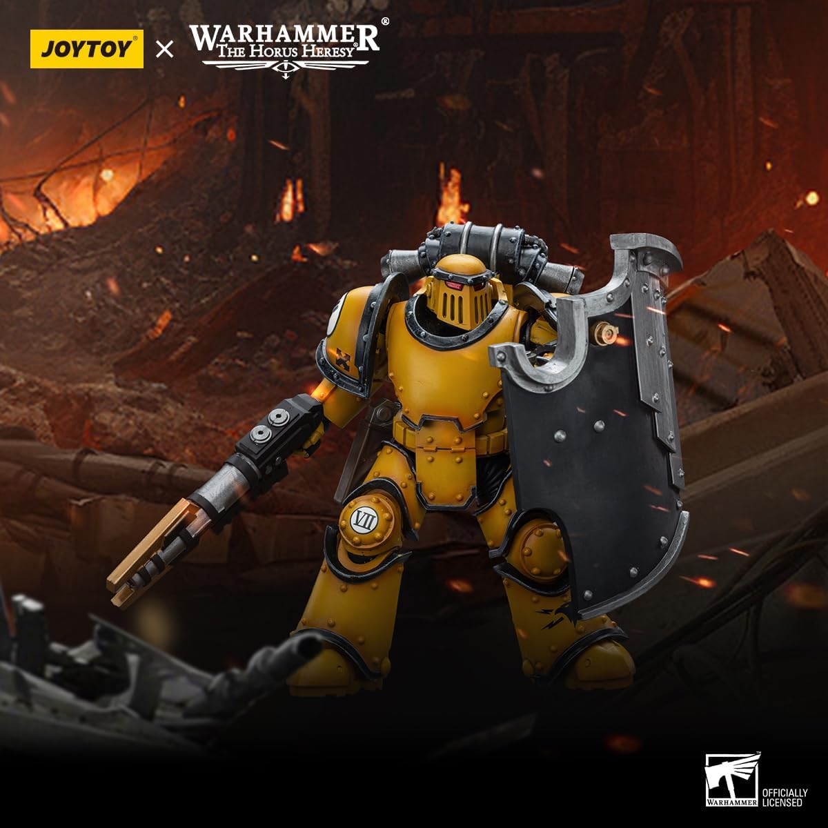 JoyToy Warhammer 40K: Imperial Fists Breacher with Lascutter 1:18 Scale Action Figure