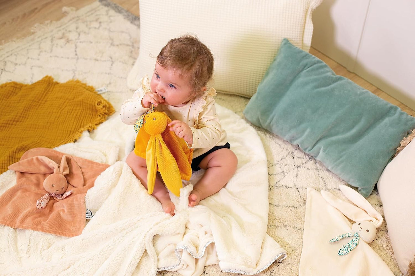 Kaloo - Lapinoo - Rabbit Comforter - Babies’ Plush - Cream Colour - Square: 11.8"x11.8" / 30x30 cm - Material: Ultra-Soft Cotton & Corduroy - Gift Box - K972206