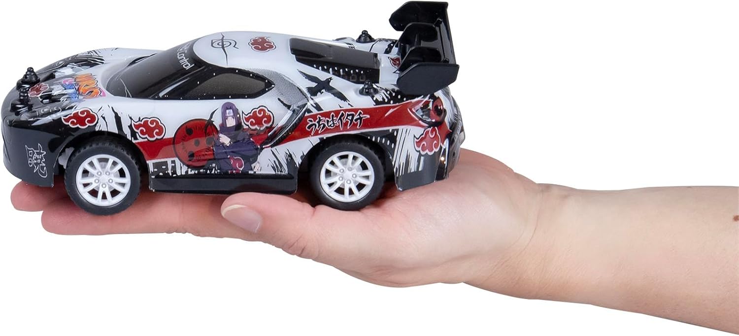 Revell RC I Naruto Itachi Car I Actiongeladene Ninja-Saga auf der Straße I Perfekt für angehende Rennfahrer ab 6 Jahren I Vielseitig auf verschiedenen Terrains einsetzbar I Auffälliges Itachi-Design