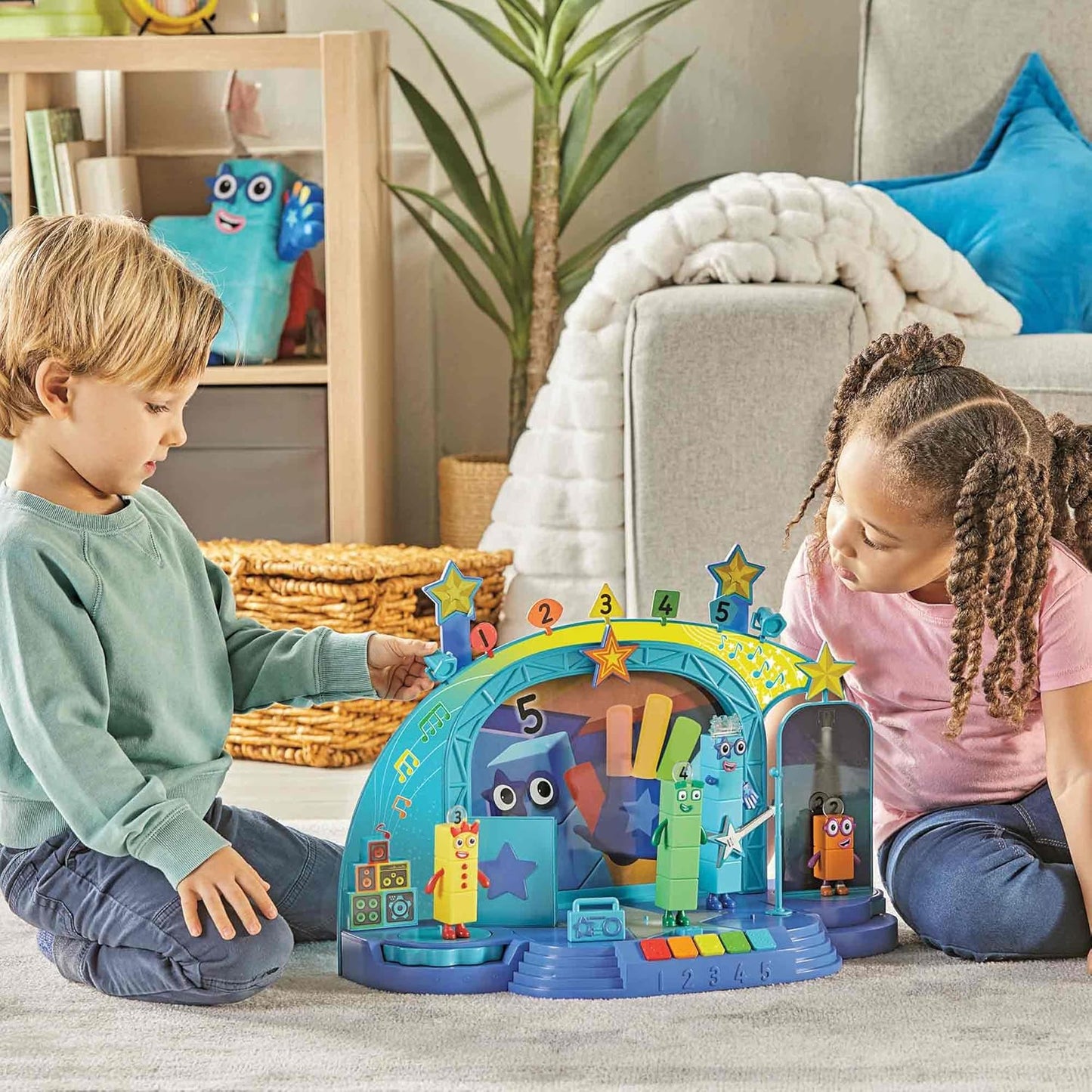 Learning Resources Numberblock Five’s Magical Superstar Stage, Toys for 3 Year Old Boys and Girls, Deluxe Playset with Five Figure Included