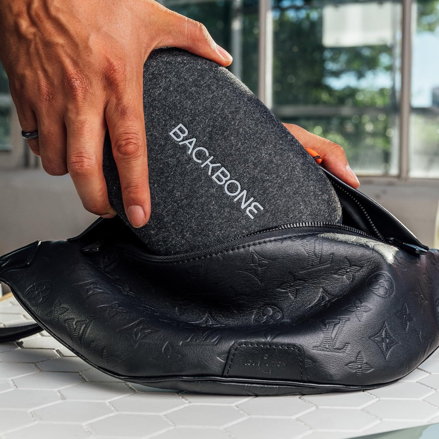 BACKBONE ONE CARRYING CASE, BLACK