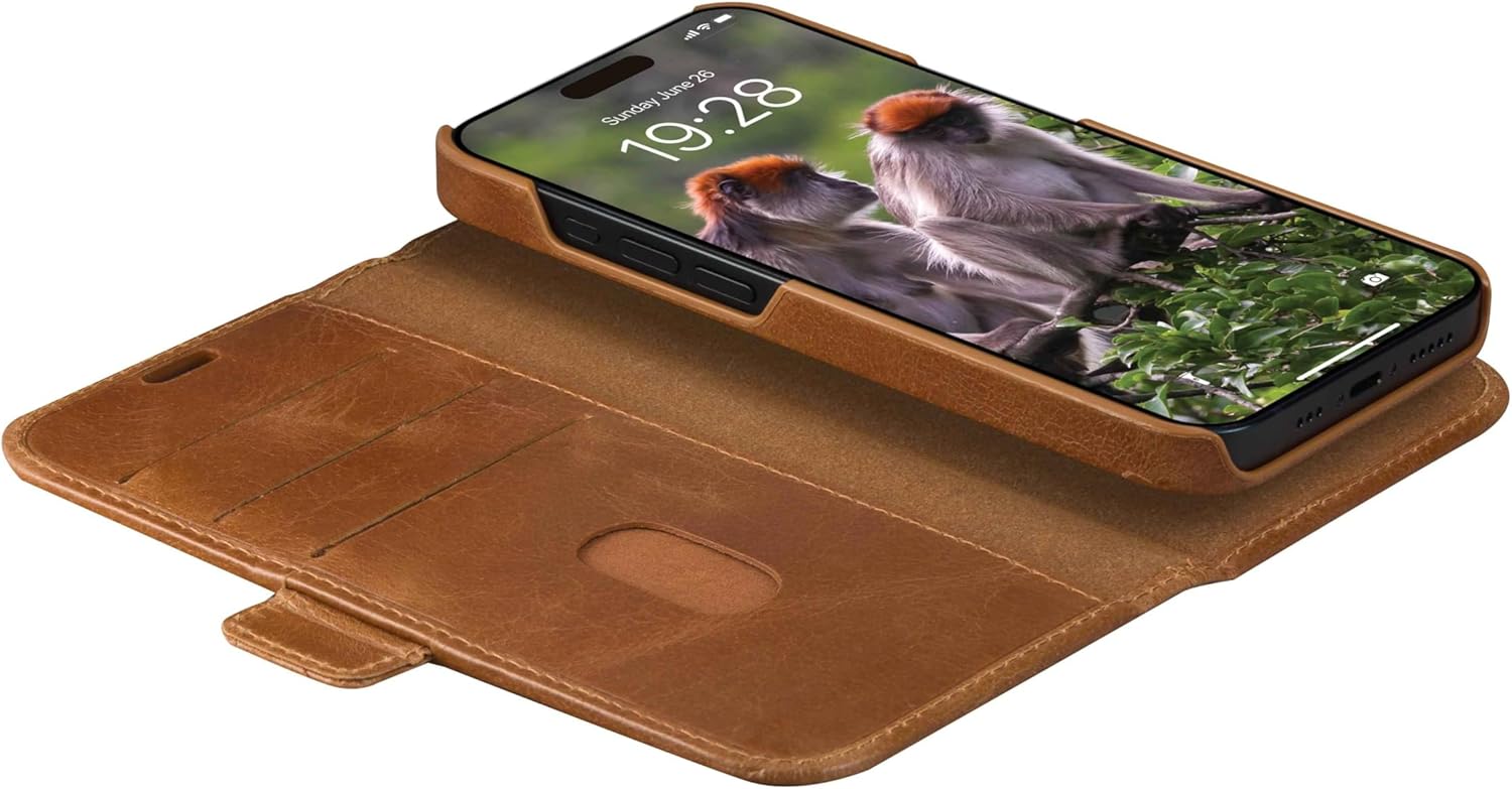 dbramante1928 Lynge Leather Case for iPhone 15 Tan, brown, Utility