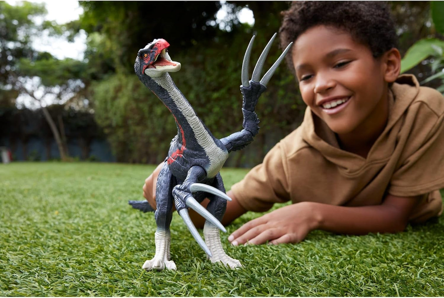 Mattel Jurassic World - Chaos Theory Roar 'N Strike Therizinosaurus/Toys