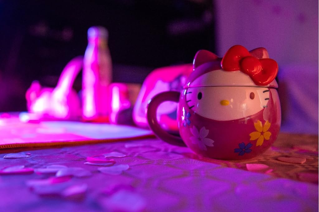Konix Hello Kitty 3D Mug, Ceramic Mug, 500 ml, Kawaii Design, White and Pink
