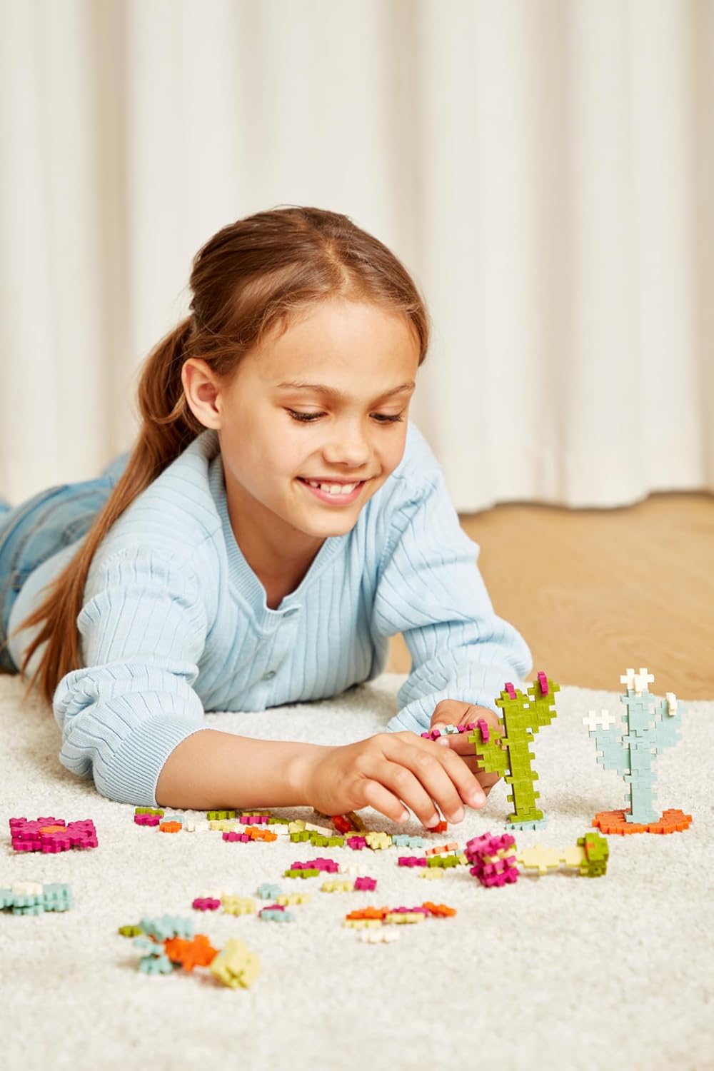 Plus-Plus 4329 Ingenioso Juguete de construcción, botánica, Mezcla de Colores, Tubo de construcción Creativo, Juego de Bloques de construcción para niños a Partir de 5 años, 240 Piezas
