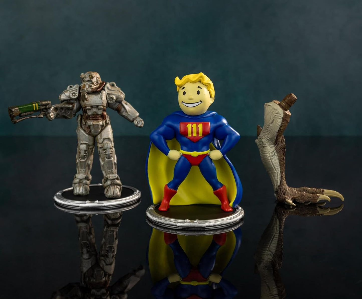 Fallout T-60 and Vault Boy (Power) Mini Figure Set (Build-a-Figure Deathclaw